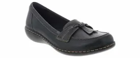 Clarks Ashland Bubble Women’s Comfort Loafer-Navy