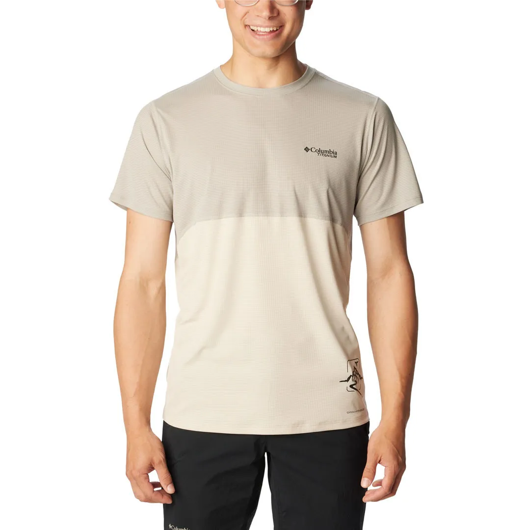 Columbia  |Outdoor T-Shirts