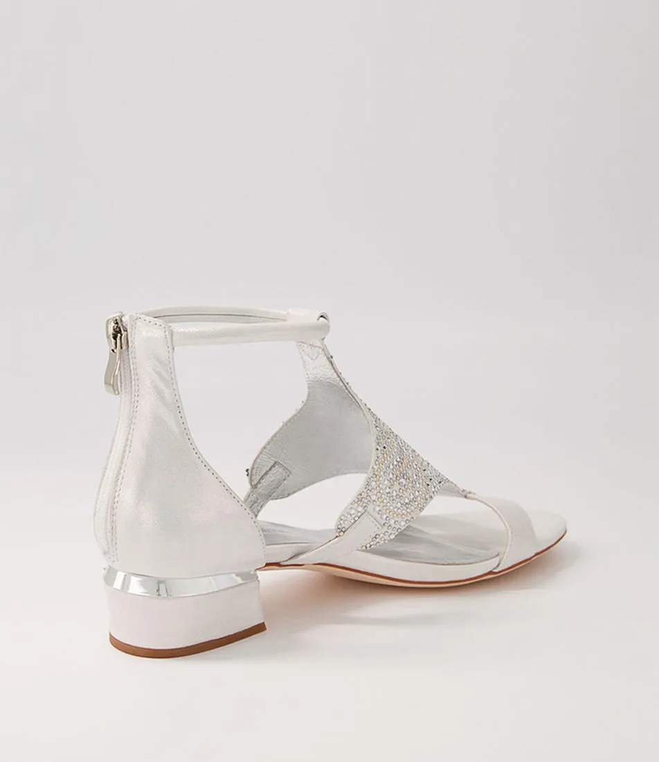 DJANGO & JULIETTE Tomika White Shimmer Mix Sandals