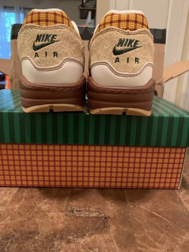 Missing link x nike air max susan