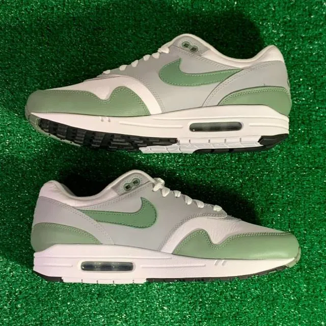 Nike air max 1 spiral sage