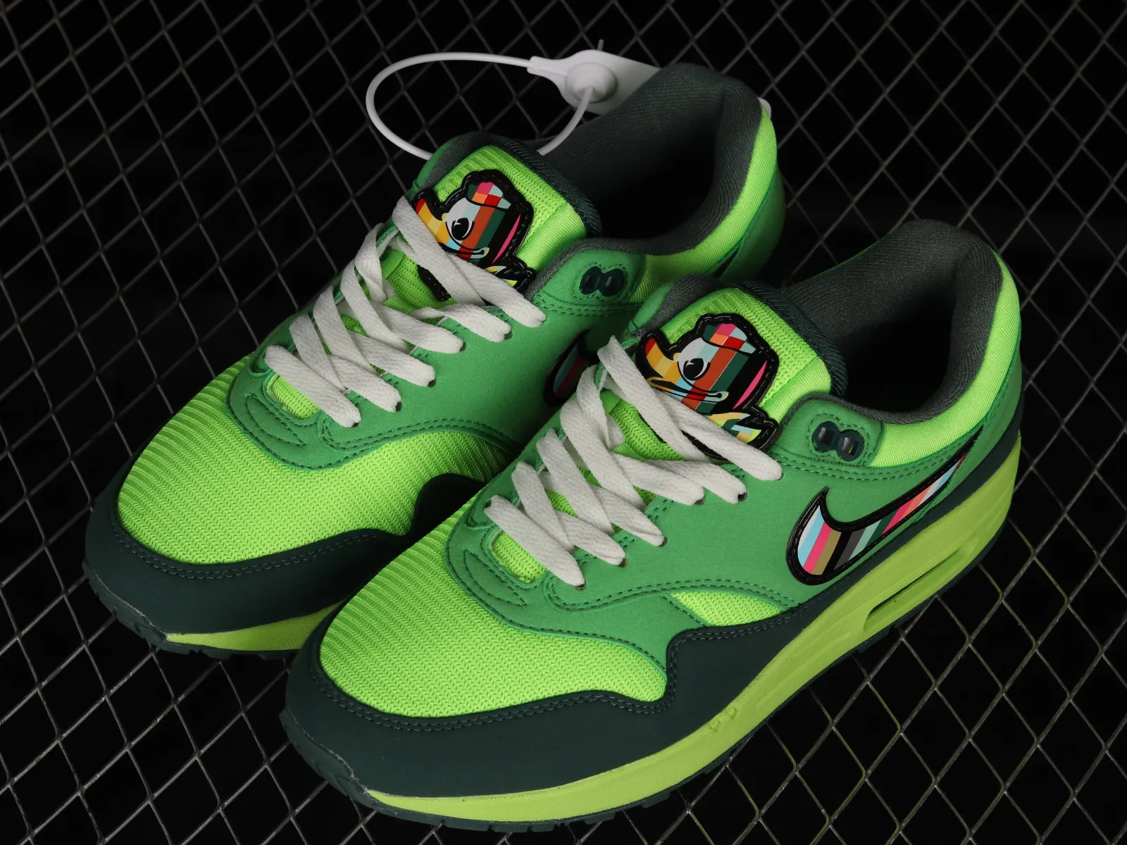 Nike Air Max 1 UO Apple Green Black White