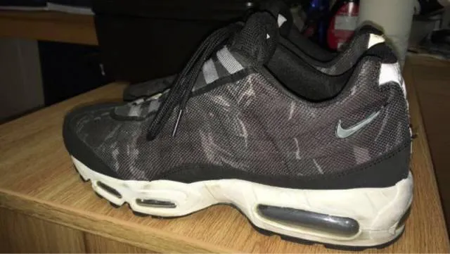 Nike air max 95 black camo tape