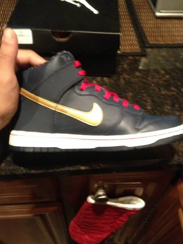 Nike dunk high obsidian/metallic gold (gs)