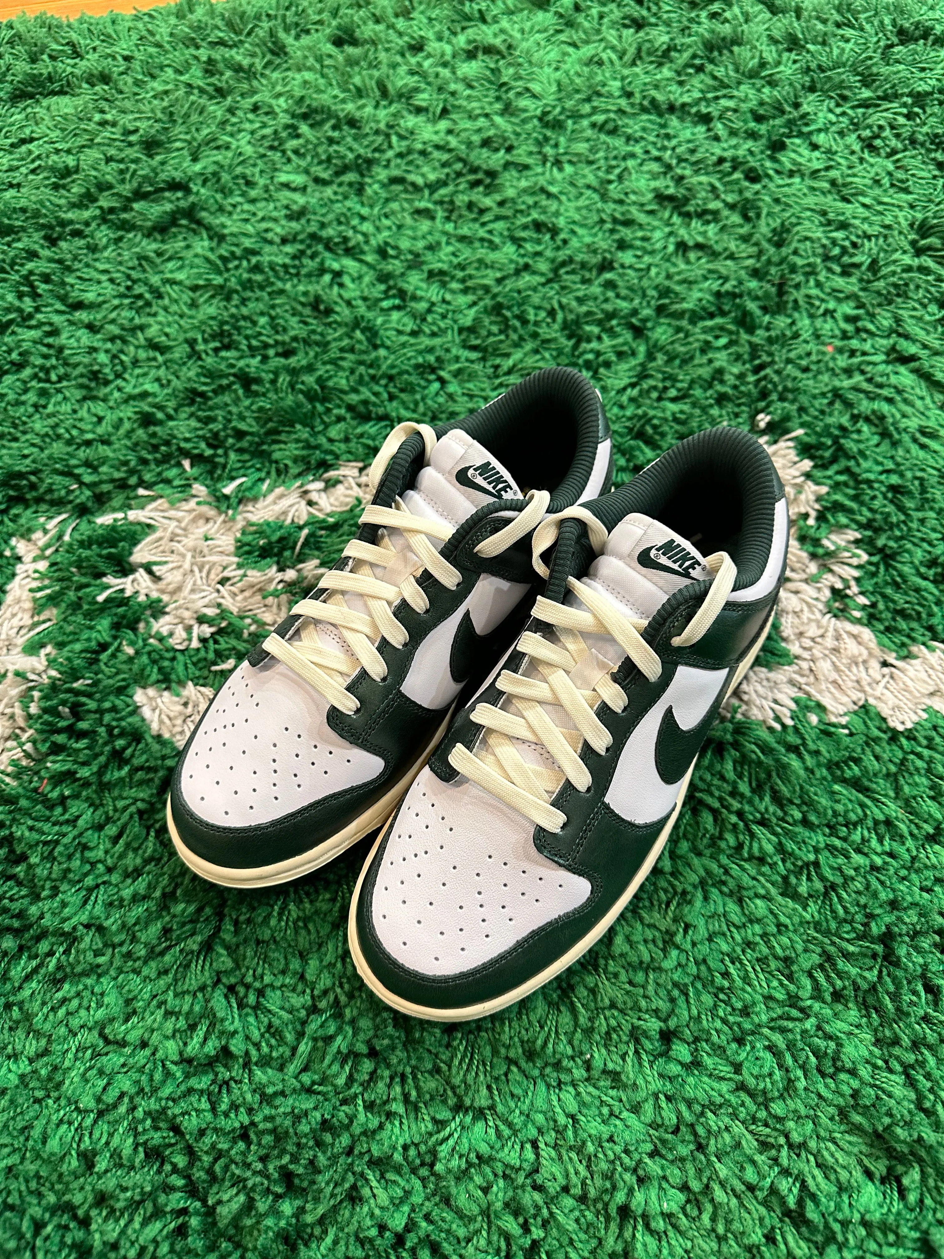 Nike Dunk Low “Vintage Green”