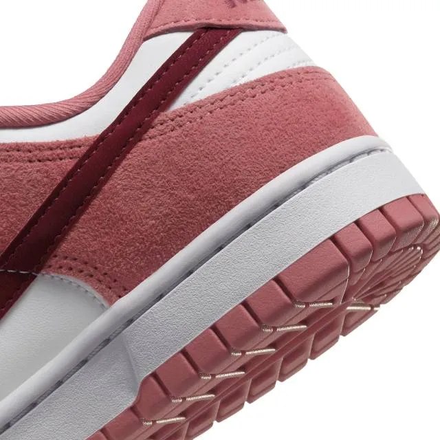 Nike dunk low wmns valentine’s day