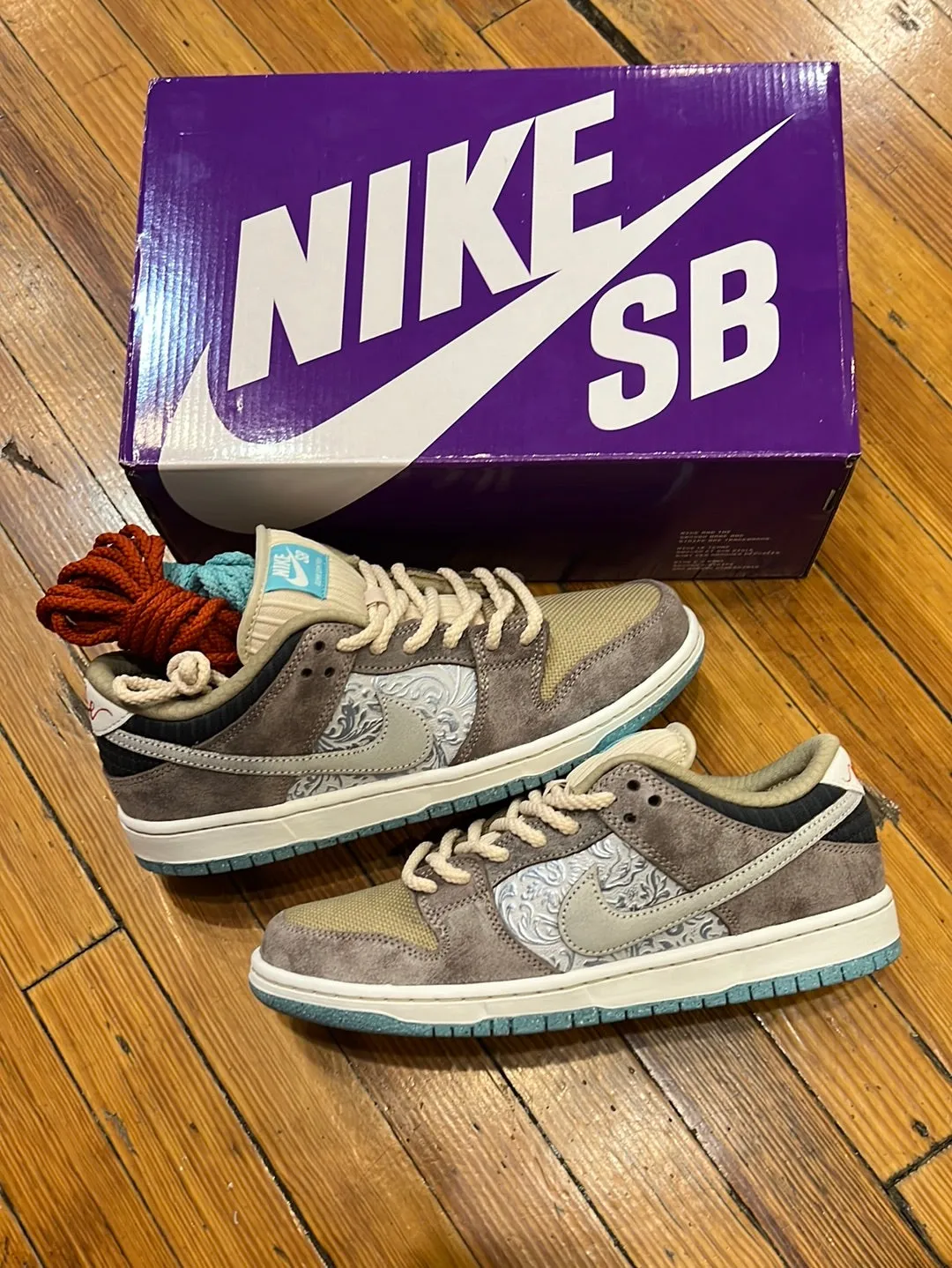 Nike SB Dunk Low “Big Money Savings”