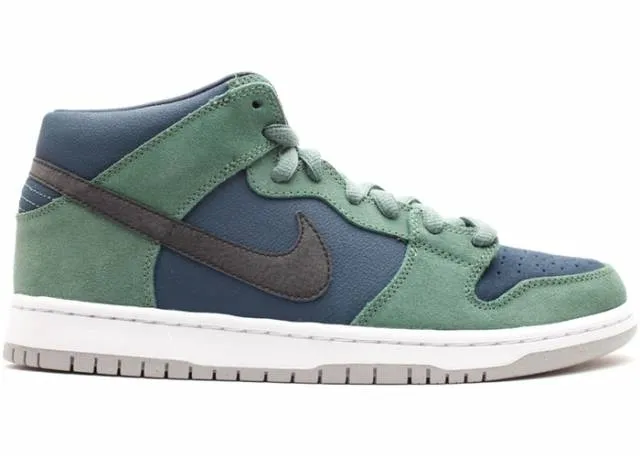 Nike SB Dunk Mid Nori