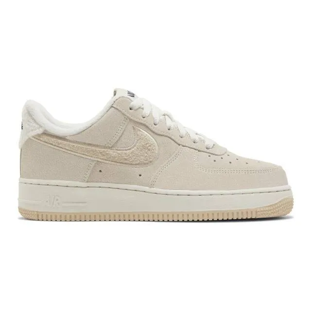 Nike women's air force 1 '07 se (sanddrift fleece/ brown/ phantom/ sanddrift/ black/ white) sizes 5-