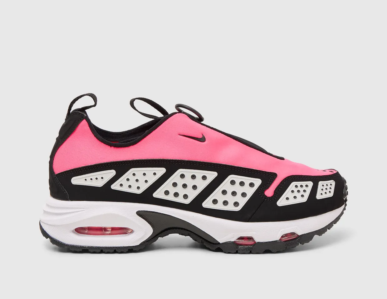 Nike Women's Air Max SNDR Hyper Pink / Black - White