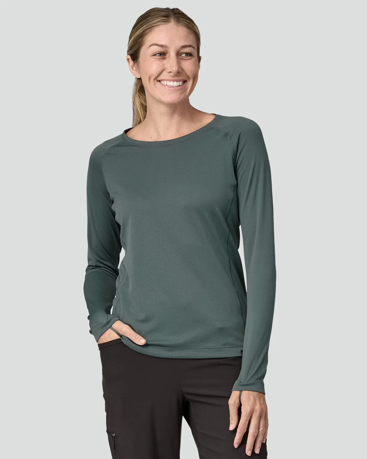 Patagonia Womens Capilene Midweight Crew - Nouveau Green | SurfStitch