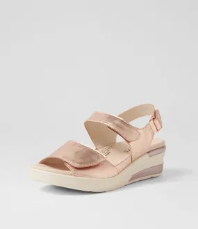 SUPERSOFT December Pale Rose Gold Leather Sandals