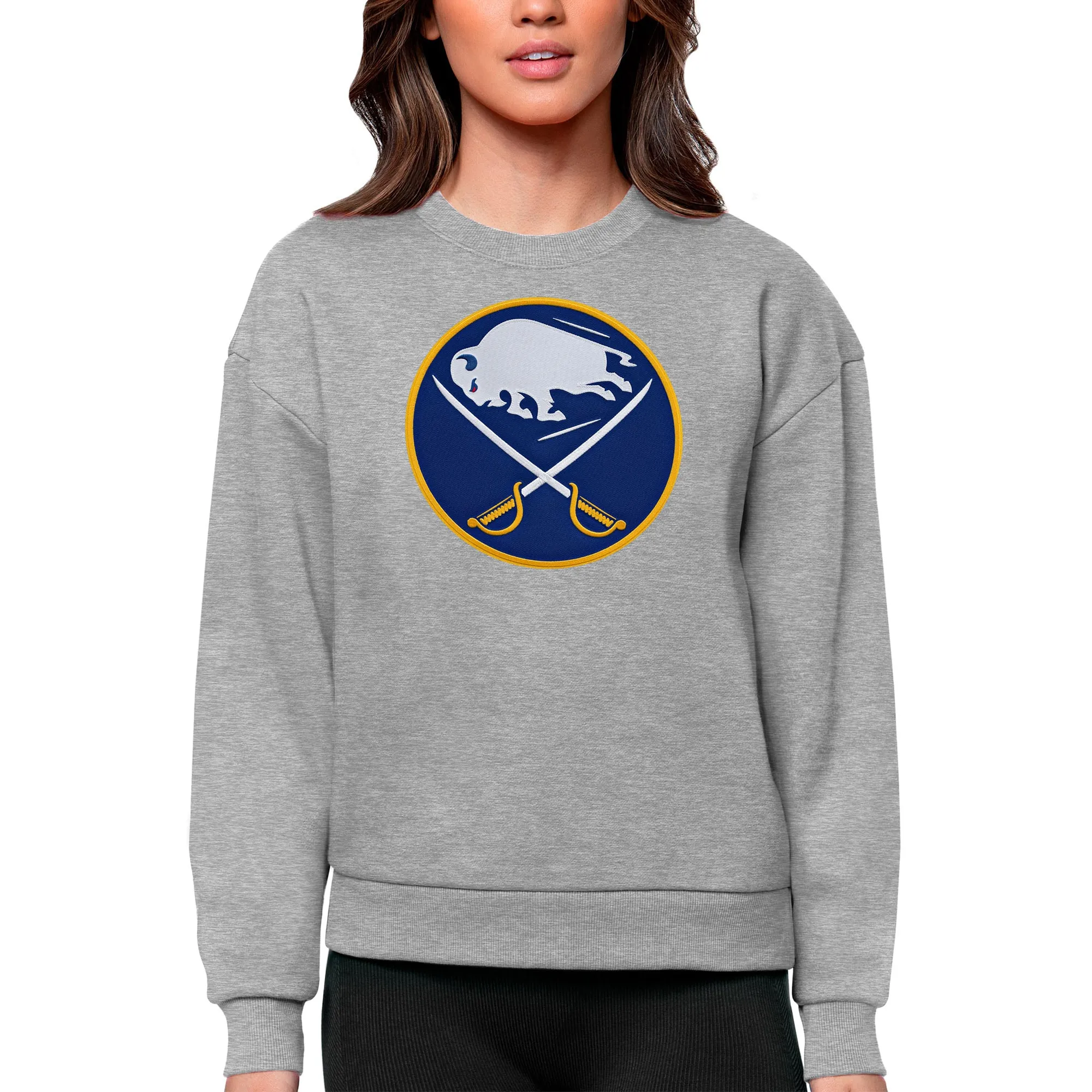 Women's Buffalo Sabres Antigua Heather Gray Primary Logo Team Logo Victory Crewneck Pullover Sweatshirt